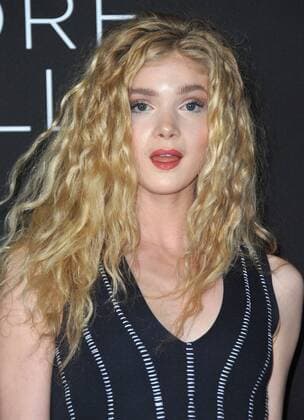 March 1, 2017 - Hollywood, California, U.S. - Elena Kampouris attends the Los Angeles Premiere of Before I Fall held at the Directors Guild Of America in Los Angeles, California on March 1, 2017 . 2017 Hollywood U.S. - ZUMAl86_ 20170301_zaf_l86_018 Copyright: xDavexLongendykex