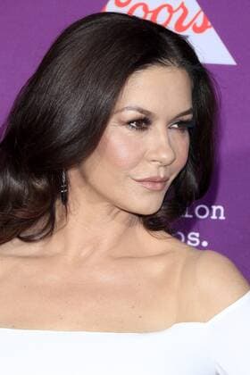 LOS ANGELES - MAR 1: Catherine Zeta-Jones at the Feud: Bette And Joan Premiere Screening at the TCL Chinese Theater IMAX on March 1, 2017 in Los Angeles, CA  Copyright: xHPAx xIPAx xHutchinsxPhotox