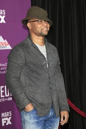 LOS ANGELES - MAR 1: Cuba Gooding Jr at the Feud: Bette And Joan Premiere Screening at the TCL Chinese Theater IMAX on March 1, 2017 in Los Angeles, CA  Copyright: xHPAx xIPAx xHutchinsxPhotox