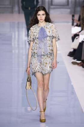 215997 Marineau Starface 2017-03-02 Paris France Paris Fashion Week. Defile Chloe PAP Automne-hiver 2017. Chloé , autumn-winter 2017 Paris, France Paris Fashion Week. Fashion Show Chloe PAP Autumn-Winter 2017. _sans_perso  Copyright: xMarineaux STAR_215997_011