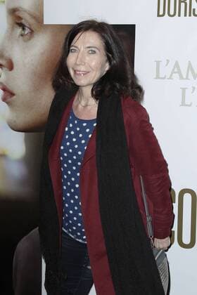 Elise Larnicol CELEBRITES : Vor Filmpremiere Premiere La Confession - Paris - 02 03 2017 GwendolineLeGoff Panoramic 