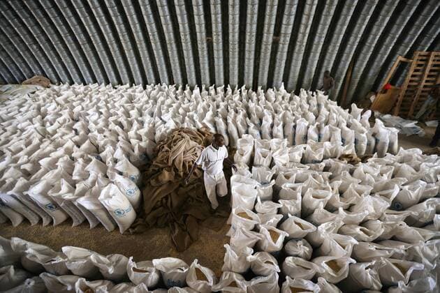 (170303) -- MARALAL, March 3, 2017 -- An officer checks relief food in Maralal town, Samburu County, Kenya, on March 2, 2017. Kenya government declared current drought a national disaster last month which was affecting about 2.7 million people. World Food Program (WFP) plans to distribute relief food to stricken people in Kenya, but the food agency has a 22 million dollar revenue shortfall. )(zhf) KENYA-MARALAL-DROUGHT-RELIEF FOOD PanxSiwei 