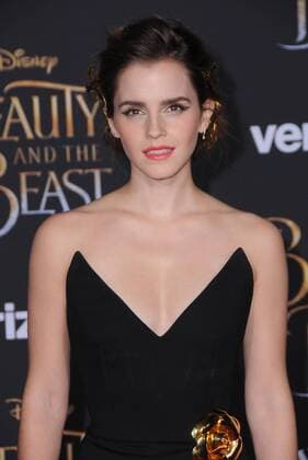 March 2, 2017 - Hollywood, CA, United States - 02 March 2017 - Hollywood, California - Emma Watson. Los Angeles premiere of Disney s Beauty and the Beast held at El Capitan Theatre. Photo Credit: AdMedia Hollywood United States - ZUMAa123 20170302_zaa_a123_014 Copyright: xBirdiexThompsonx