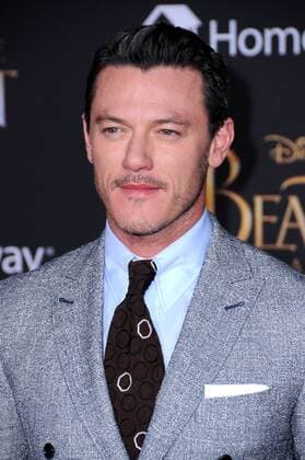 March 2, 2017 - Hollywood, CA, United States - 02 March 2017 - Hollywood, California - Luke Evans. Los Angeles premiere of Disney s Beauty and the Beast held at El Capitan Theatre. Photo Credit: AdMedia Hollywood United States - ZUMAa123 20170302_zaa_a123_113 Copyright: xBirdiexThompsonx