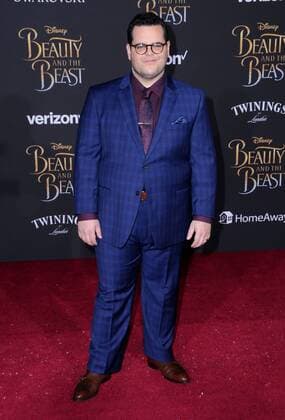 March 2, 2017 - Hollywood, CA, United States - 02 March 2017 - Hollywood, California - Josh Gad. Los Angeles premiere of Disney s Beauty and the Beast held at El Capitan Theatre. Photo Credit: AdMedia Hollywood United States - ZUMAa123 20170302_zaa_a123_144 Copyright: xBirdiexThompsonx