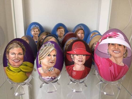 Handbemalte Ostereier mit dem Konterfei niederländischer Adeliger 03-03-2017 Wassenaar Hand painted royal eggs by Mrs. Tiety Entjes-Weij of Queen Maxima The collection will be displayed during the Eierbeurs on 25th and 26th of march in Wassenaar, 8th and 9th of april in Bemmel and (c) PPE Wassenaar Netherlands  Copyright: xppe entjesx