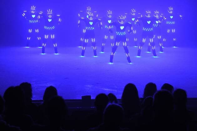 Auszuege aus der neuen rockigen Holiday on Ice Premiere BELIEVE, eine Inszenierung Ueber Romeo und Julia in Berlin, am 03.03.2017