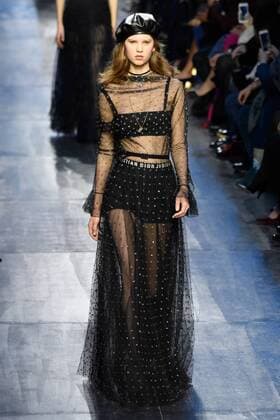(170303) -- PARIS, March 3, 2017 -- A model presents a creation of Christian Dior during the Women s Ready-to-Wear Fall Winter 2017 2018 fashion week in Paris, France, on March 3, 2017. ) FRANCE-PARIS-FASHION WEEK-CHRISTIAN DIOR PieroxBiasion 