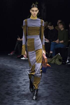 216044 Marineau Starface 2017-03-02 Paris France Paris Fashion Week. Defile PAP Automne-hiver 2017. LOEWE. Loewe , autumn-winter 2017 Paris, France Editorial use only  Copyright: xMarineaux STAR_216044_040