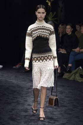 216044 Marineau Starface 2017-03-02 Paris France Paris Fashion Week. Defile PAP Automne-hiver 2017. LOEWE. Loewe , autumn-winter 2017 Paris, France Editorial use only  Copyright: xMarineaux STAR_216044_053