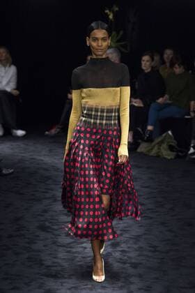 216044 Marineau Starface 2017-03-02 Paris France Paris Fashion Week. Defile PAP Automne-hiver 2017. LOEWE. Loewe , autumn-winter 2017 Paris, France Editorial use only Kebede, Liya  Copyright: xMarineaux STAR_216044_055