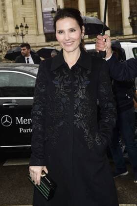 Virginie Ledoyen CELEBRITES : Ankunft zur Elie Saab Modenschau - Paris - 04 03 2017 JBAutissier 
