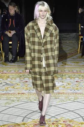 . 04 03 2017. Paris, France. Vivienne Westwood show at Paris Fashion Week for Autumn Winter 2017.  xi-Imagesx IIM-14575-0059