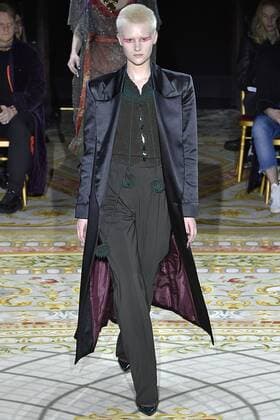 . 04 03 2017. Paris, France. Vivienne Westwood show at Paris Fashion Week for Autumn Winter 2017.  xi-Imagesx IIM-14575-0094
