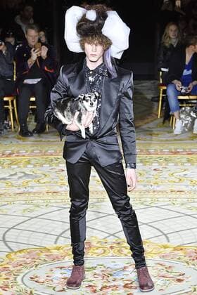 . 04 03 2017. Paris, France. Vivienne Westwood show at Paris Fashion Week for Autumn Winter 2017.  xi-Imagesx IIM-14575-0132