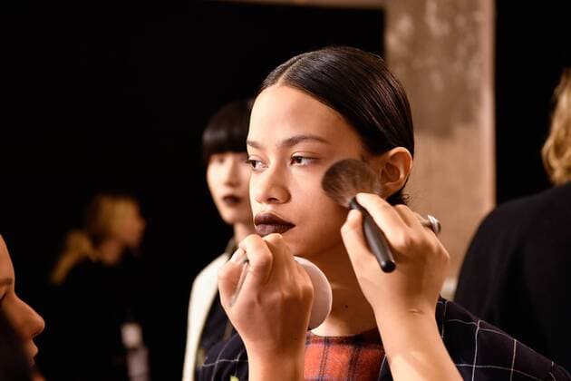 (170304) -- PARIS, March 4, 2017 -- A model is treated at the backstage of Rahul Mishra s show during the Women s Ready-to-Wear Fall Winter 2017 2018 fashion week in Paris, France, on March 4, 2017. ) FRANCE-PARIS-FASHION WEEK-BACKSTAGE ChenxYichen 
