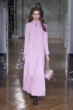 216077 Marineau Starface 2017-03-05 Paris France Paris Fashion Week. Defile PAP Automne-hiver 2017. VALENTINO. Valentino , autumn-winter 2017 Paris, France Editorial use only  Copyright: xMarineaux STAR_216077_012