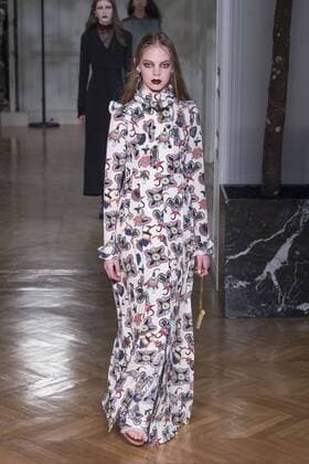 216077 Marineau Starface 2017-03-05 Paris France Paris Fashion Week. Defile PAP Automne-hiver 2017. VALENTINO. Valentino , autumn-winter 2017 Paris, France Editorial use only  Copyright: xMarineaux STAR_216077_013