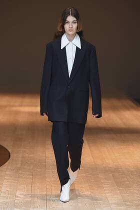Bilder des Tages 216075 Marineau Starface 2017-03-05 Paris France Paris Fashion Week. Defile PAP Automne-hiver 2017. CELINE. Céline , autumn-winter 2017 Paris, France Editorial use only  Copyright: xMarineaux STAR_216075_010
