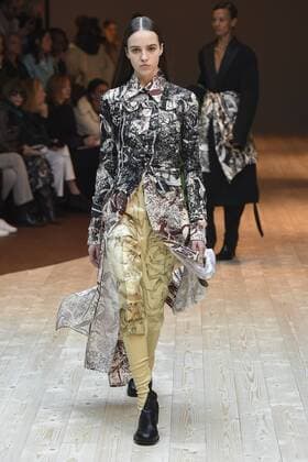 216075 Marineau Starface 2017-03-05 Paris France Paris Fashion Week. Defile PAP Automne-hiver 2017. CELINE. Céline , autumn-winter 2017 Paris, France Editorial use only  Copyright: xMarineaux STAR_216075_027