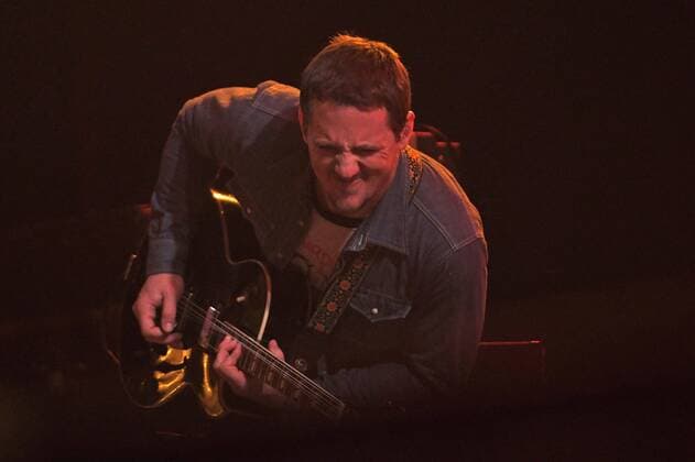 March 5, 2017 - Okeechobee, FL, USA - Sturgill Simpson performs at the 2017 Okeechobee Music and Arts Festival, featuring four days of rock, independent, hip-hop and electronic dance music. In addition to concerts, the event offers art, workshops, yoga, craft foods and a variety of camping options. Okeechobee USA - ZUMAm67_ 20170305_zaf_m67_021 Copyright: xJimxRassolx