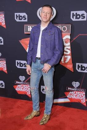 March 5, 2017 - Inglewood, CA, United States - 05 March 2017 - Inglewood, California - Macklemore. 2017 iHeartRadio Music Awards held at The Forum in Inglewood. Photo Credit: AdMedia Inglewood United States - ZUMAa123 20170305_zaa_a123_123 Copyright: xBirdiexThompsonx