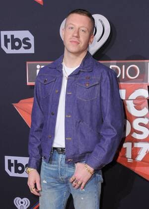March 5, 2017 - Inglewood, CA, United States - 05 March 2017 - Inglewood, California - Macklemore. 2017 iHeartRadio Music Awards held at The Forum in Inglewood. Photo Credit: AdMedia Inglewood United States - ZUMAa123 20170305_zaa_a123_162 Copyright: xBirdiexThompsonx