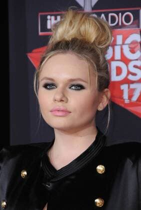March 5, 2017 - Inglewood, CA, United States - 05 March 2017 - Inglewood, California - Alli Simpson. 2017 iHeartRadio Music Awards held at The Forum in Inglewood. Photo Credit: AdMedia Inglewood United States - ZUMAa123 20170305_zaa_a123_173 Copyright: xBirdiexThompsonx