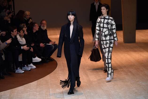 PARIS, March 5, 2017 -- Models present creations of Celine during the Women s Ready-to-Wear Fall Winter 2017 2018 fashion week in Paris, France, on March 5, 2017. ) (hy) FRANCE-PARIS-FASHION WEEK-CELINE PieroxBiasion 