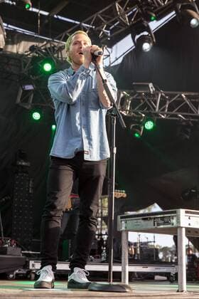 March 5, 2017 - Okeechobee, Florida, U.S - MIKE POSNER at the Okeechobee Music Festival in Okeechobee, Florida Okeechobee U.S. - ZUMAs135 20170305_zap_s135_009 Copyright: xDanielxDeSloverx