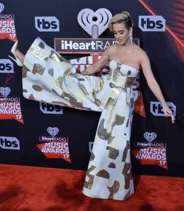 Singer Katy Perry arrives for the iHeartRadio Music Awards at The Forum in Inglewood, California on March 5, 2017. The show was broadcast live on Turner s TBS, TNT, and truTV .  LAP2017030523 JIMxRUYMEN