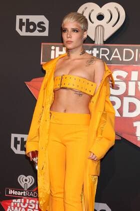 LOS ANGELES - MAR 5: Halsey, aka Ashley Nicolette Frangipane at the 2017 iHeart Music Awards at Forum on March 5, 2017 in Los Angeles, CA  Copyright: xKathyxHutchinsx xIPAx xHutchinsxPhotox