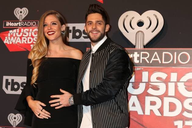 LOS ANGELES - MAR 5: Lauren Gregory, Thomas Rhett at the 2017 iHeart Music Awards at Forum on March 5, 2017 in Los Angeles, CA  Copyright: xKathyxHutchinsx xIPAx xHutchinsxPhotox
