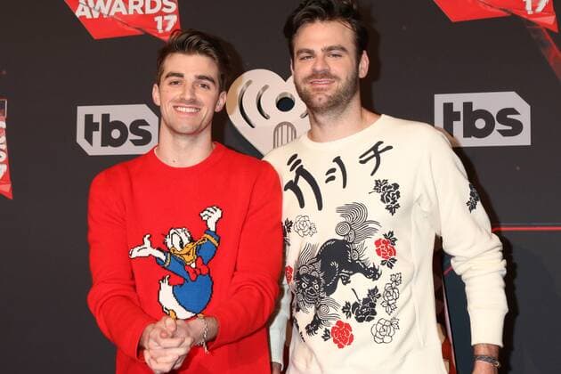 LOS ANGELES - MAR 5: The Chainsmokers, Andrew Taggart, Alex Pall at the 2017 iHeart Music Awards at Forum on March 5, 2017 in Los Angeles, CA  Copyright: xKathyxHutchinsx xIPAx xHutchinsxPhotox