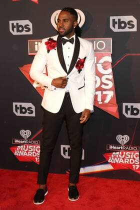 LOS ANGELES - MAR 5: Jason Derulo at the 2017 iHeart Music Awards at Forum on March 5, 2017 in Los Angeles, CA  Copyright: xKathyxHutchinsx xIPAx xHutchinsxPhotox