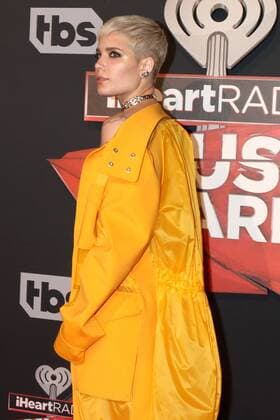 LOS ANGELES - MAR 5: Halsey, aka Ashley Nicolette Frangipane at the 2017 iHeart Music Awards at Forum on March 5, 2017 in Los Angeles, CA  Copyright: xKathyxHutchinsx xIPAx xHutchinsxPhotox