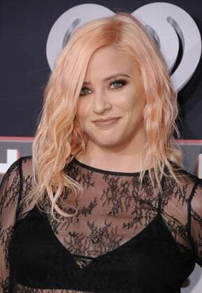March 5, 2017 - Inglewood, CA, United States - 05 March 2017 - Inglewood, California - Lily Marston. 2017 iHeartRadio Music Awards held at The Forum in Inglewood. Photo Credit: AdMedia Inglewood United States - ZUMAa123 20170305_zaa_a123_371 Copyright: xBirdiexThompsonx