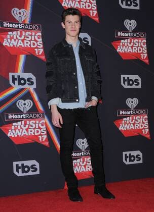 March 5, 2017 - Inglewood, CA, United States - 05 March 2017 - Inglewood, California - Shawn Mendes. 2017 iHeartRadio Music Awards - Press Room held at The Forum in Inglewood. Photo Credit: AdMedia Inglewood United States - ZUMAa123 20170305_zaa_a123_450 Copyright: xBirdiexThompsonx