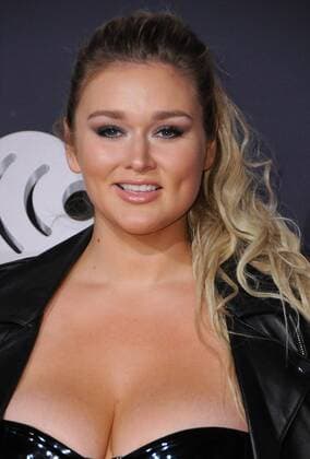 March 5, 2017 - Inglewood, CA, United States - 05 March 2017 - Inglewood, California - Hunter McGrady. 2017 iHeartRadio Music Awards held at The Forum in Inglewood. Photo Credit: AdMedia Inglewood United States - ZUMAa123 20170305_zaa_a123_302 Copyright: xBirdiexThompsonx