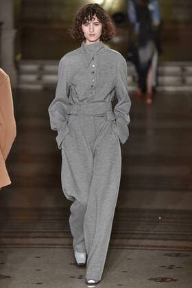 . 06 03 2017. Paris, France. Stella McCartney show at Paris Fashion Week for Autumn Winter 2017.  xi-Imagesx IIM-14587-0013
