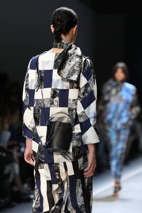 A model takes to the catwalk during the presentation of Leonard Paris show as part of the Fall-Winter 2017-18 Paris Fashion Week on March 6, 2017.  PAR20170306106 MAYAxVIDON-WHITE