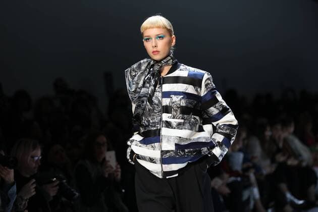 A model takes to the catwalk during the presentation of Leonard Paris show as part of the Fall-Winter 2017-18 Paris Fashion Week on March 6, 2017.  PAR20170306108 MAYAxVIDON-WHITE