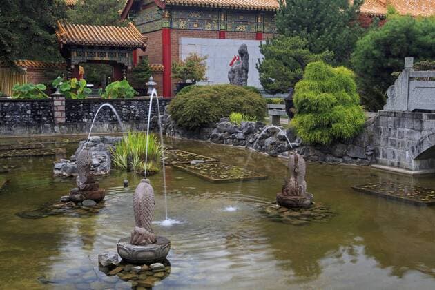 International Buddhist Temple, Richmond, Vancouver, British Columbia, Canada, North America Copyright: RichardxCummins 776-4807