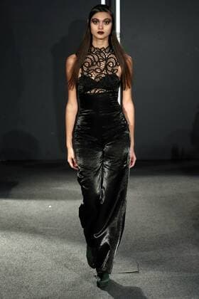 216099 Marineau Starface 2017-03-05 Paris France Paris Fashion Week. Defile PAP Automne-Hiver 2017. FATIMA LOPES. Fatima Lopes, autumn-winter 2017 Paris, France Editorial use only  Copyright: xMarineaux STAR_216099_012