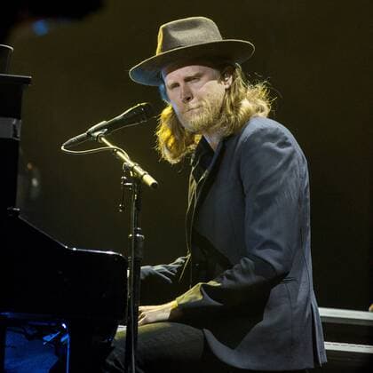 March 5, 2017 - Okeechobee, Florida, U.S - WESLEY KEITH SCHULTZ of The Lumineers at the Okeechobee Music Festival in Okeechobee, Florida Okeechobee U.S. - ZUMAs135 20170305_zap_s135_068 Copyright: xDanielxDeSloverx
