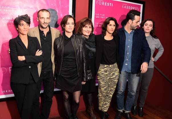Florence Foresti - Mathieu Kassovitz - Nicole Garcia - Anne Gaelle Daval - Jonathan Cohen - Olivia Bonamy - Josee Drevon - Jeanne Astier CELEBRITES : Premiere Filmpremiere DE PLUS BELLE - Paris - 06 03 2017 FedericoPestellini Panoramic 