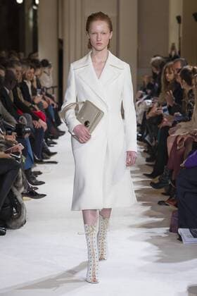 216111 Marineau Starface 2017-03-06 Paris France Paris Fashion Week. Defile PAP automne-hiver. Giambattita Valli. Giambattista Valli , autumn-winter 2017 Paris, France Paris fashion week. Parade PAP Autumn-Winter 2017. Giambattista Valli. Editorial use only _sans_perso  Copyright: xMarineaux STAR_216111_020