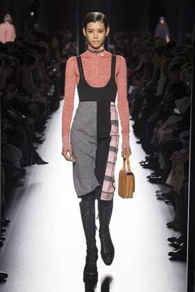 216112 Marineau Starface 2017-03-06 Paris France Paris Fashion Week. Defile PAP automne-hiver. Hermes. Paris Fashion Week. Hermes, Autumn-winter 2017. Editorial use only _sans_perso  Copyright: xMarineaux STAR_216112_004