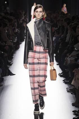 216112 Marineau Starface 2017-03-06 Paris France Paris Fashion Week. Defile PAP automne-hiver. Hermes. Paris Fashion Week. Hermes, Autumn-winter 2017. Editorial use only _sans_perso  Copyright: xMarineaux STAR_216112_005