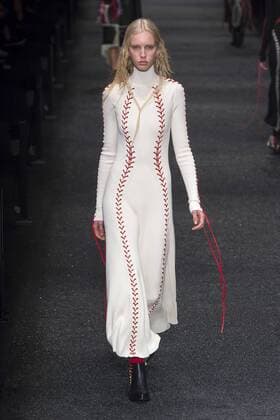 216116 Marineau Starface 2017-03-06 Paris France Paris Fashion Week. Defile PAP automne-hiver. Alexander Mc Queen Alexander McQueen , autumn-winter 2017 Paris, France Editorial use only _sans_perso  Copyright: xMarineaux STAR_216116_004